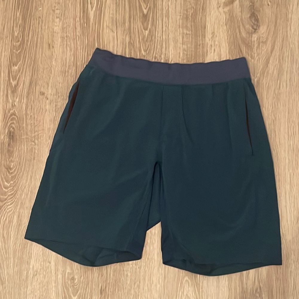Lululemon T.H.E. Blue Teal Short No Liner 9” Large